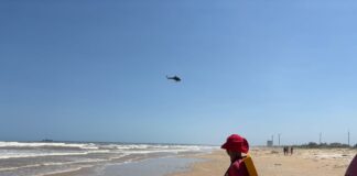 Jovem de 19 anos desaparece nas águas da Praia do Jatobá, em Barra dos Coqueiros