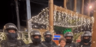 Polícia Militar participa de aniversário e emociona criança de 7 anos em Estância