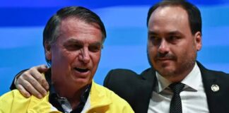 Carlos Bolsonaro critica saída temporária de condenada ligada ao PCC enquanto Bolsonaro segue preso