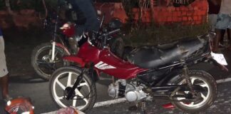 Duas pessoas morrem após colisão entre motos e carro na SE-230, em Siriri