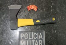 Mulher é hospitalizada após ser atacada pelo próprio filho com machadinha em Lagarto