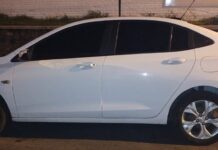 Veículo com restrição de roubo e furto é recuperado pela PM em Estância