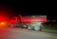 Motociclista morre e outro fica ferido em acidente entre motos seguido de atropelamento na SE-230, em Nossa Senhora da Glória