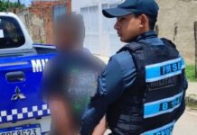 Homem com mandado de prisão por homicídio é preso pela PM no bairro Jardim Campo Novo, em Lagarto