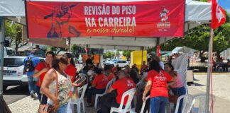 Sintese anuncia fim da greve dos professores da rede estadual após 10 dias