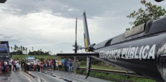 Mulher grávida e outras cinco pessoas ficam feridas em acidente na BR-101