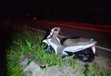 Homem morre após cair de moto e ser atropelado por caminhão na rodovia SE-220, em Muribeca