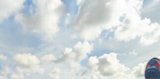 Motociclista perde controle e cai embaixo da Ponte Aracaju-Barra