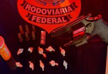 Casal é preso com arma e drogas durante fiscalização da PRF em Estância