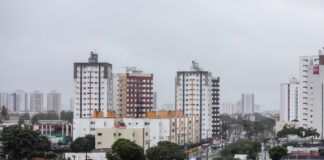 Defesa Civil emite alerta para chuvas moderadas a intensas até sexta, 26