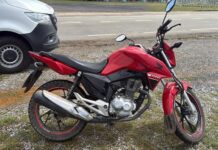 Mulher fica ferida após queda de motocicleta na SE-270, em Simão Dias