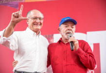 PT oficializa candidatura de Lula à Presidência pela sétima vez