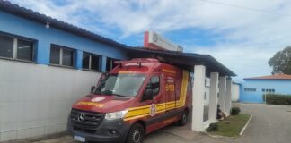 Criança de 2 anos é resgatada após se afogar em piscina na Barra dos Coqueiros