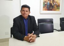 Valmir de Francisquinho é internado em hospital de Aracaju após mal-estar