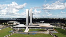 Congresso vota nesta semana fim da escala 6×1 e “taxa das blusinhas”